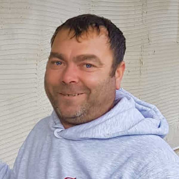 Vasile Marc, Stuckateurhelfer